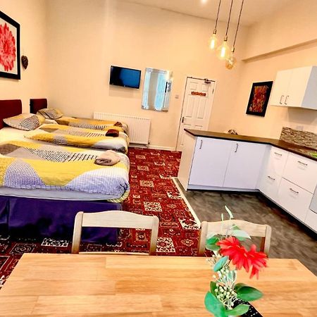 Castle Lodge Guest House 86-88 Sheil Rd L6 3Af 利物浦 外观 照片