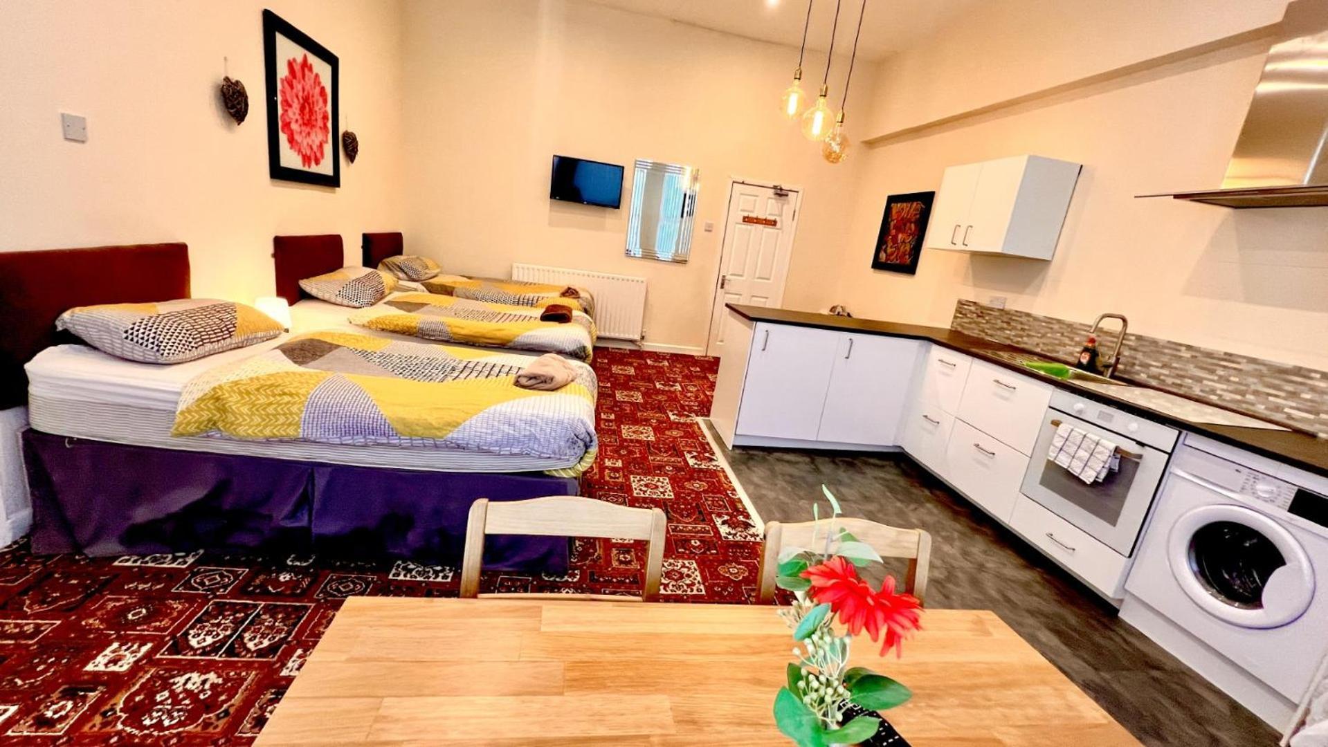 Castle Lodge Guest House 86-88 Sheil Rd L6 3Af 利物浦 外观 照片